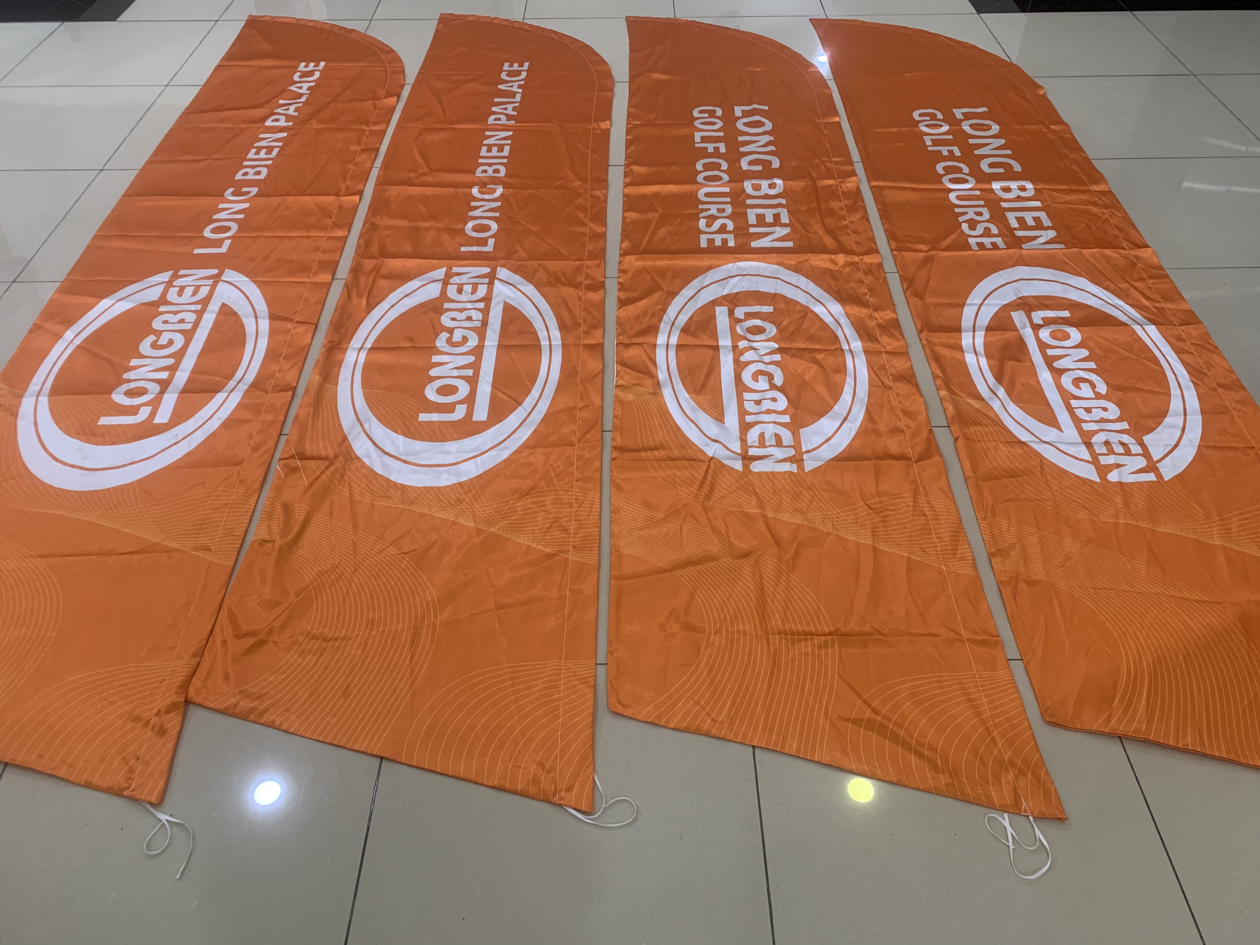 Cờ c&aacute;nh buồm, cờ quảng c&aacute;o