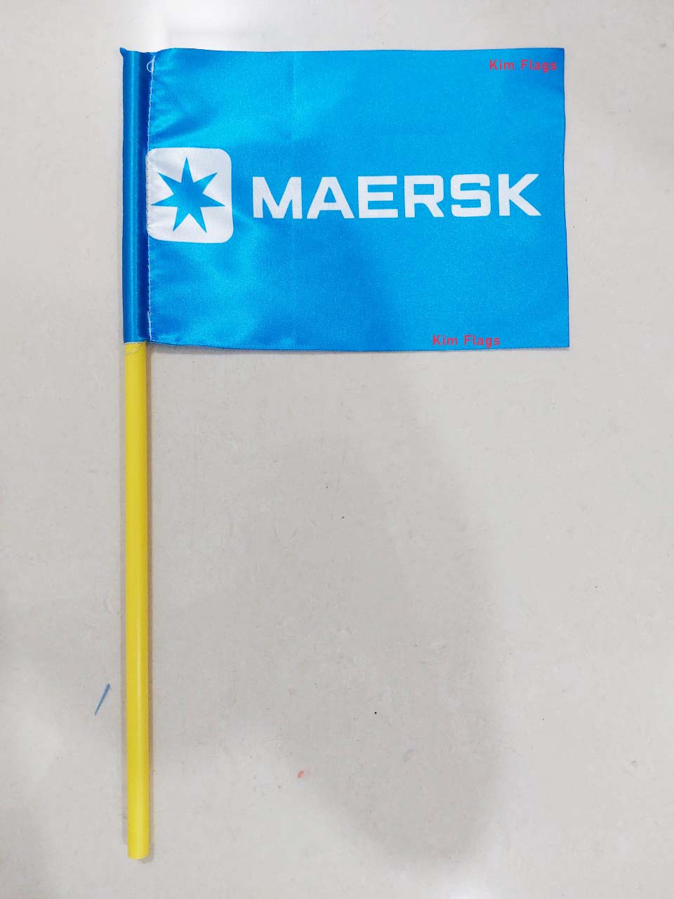 Cờ cầm tay, cờ vẫy