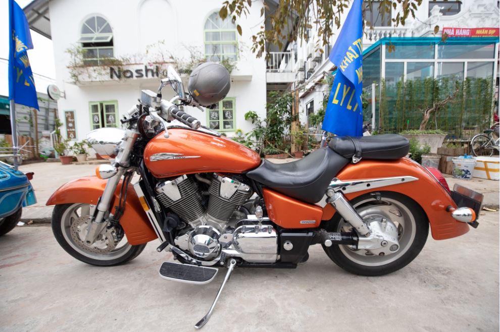 Xưởng may Cờ C&aacute;nh Buồm, cờ Quảng C&aacute;o, cờ Giọt lệ, Cờ b&atilde;i biển, cờ phướn, cờ lưỡi dao