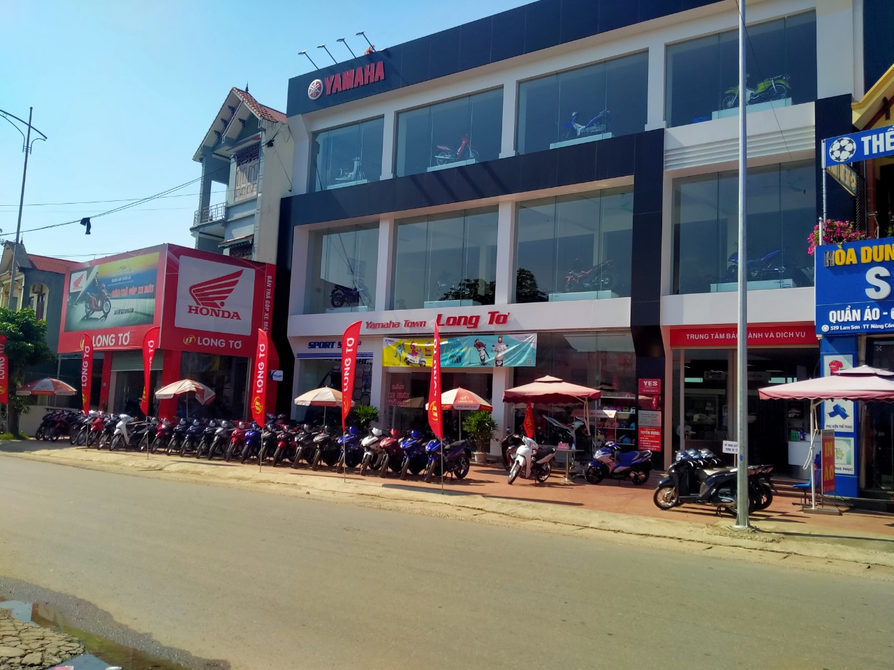 Xưởng may cờ c&aacute;nh buồm, cờ quảng c&aacute;o, cờ giọt lệ, cờ b&atilde;i biển, cờ phướn