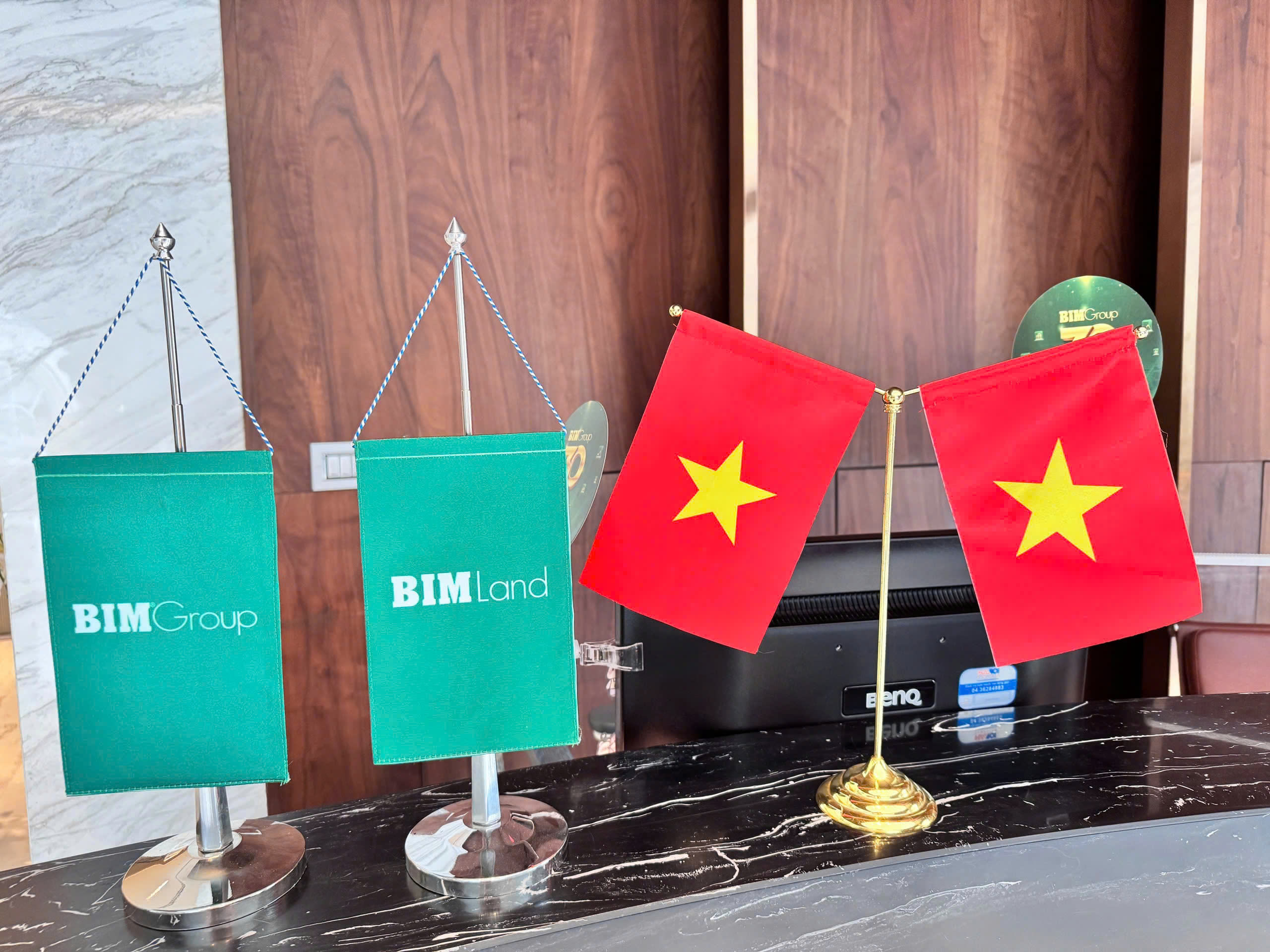 Custom Table Desk Flag Heat Transfer Custom Flag Plastic Material Dye Sublimation Printing Standard 2.5x3.5cm flag Full Color