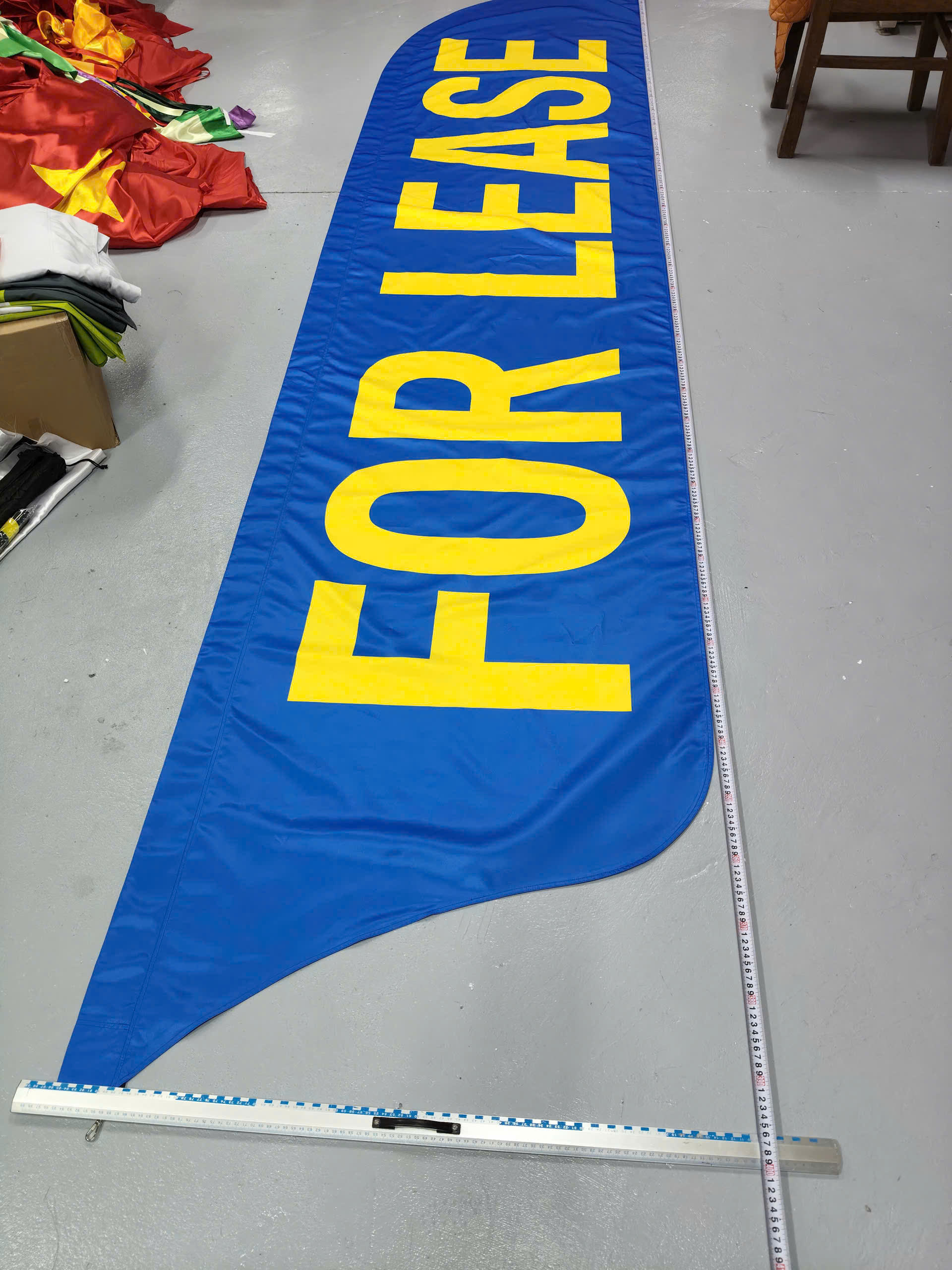 Custom Feather Flag Kit with Pole and Base for Outdoor Advertising Display Stand OEM ODM with Dye Sublimation Printing