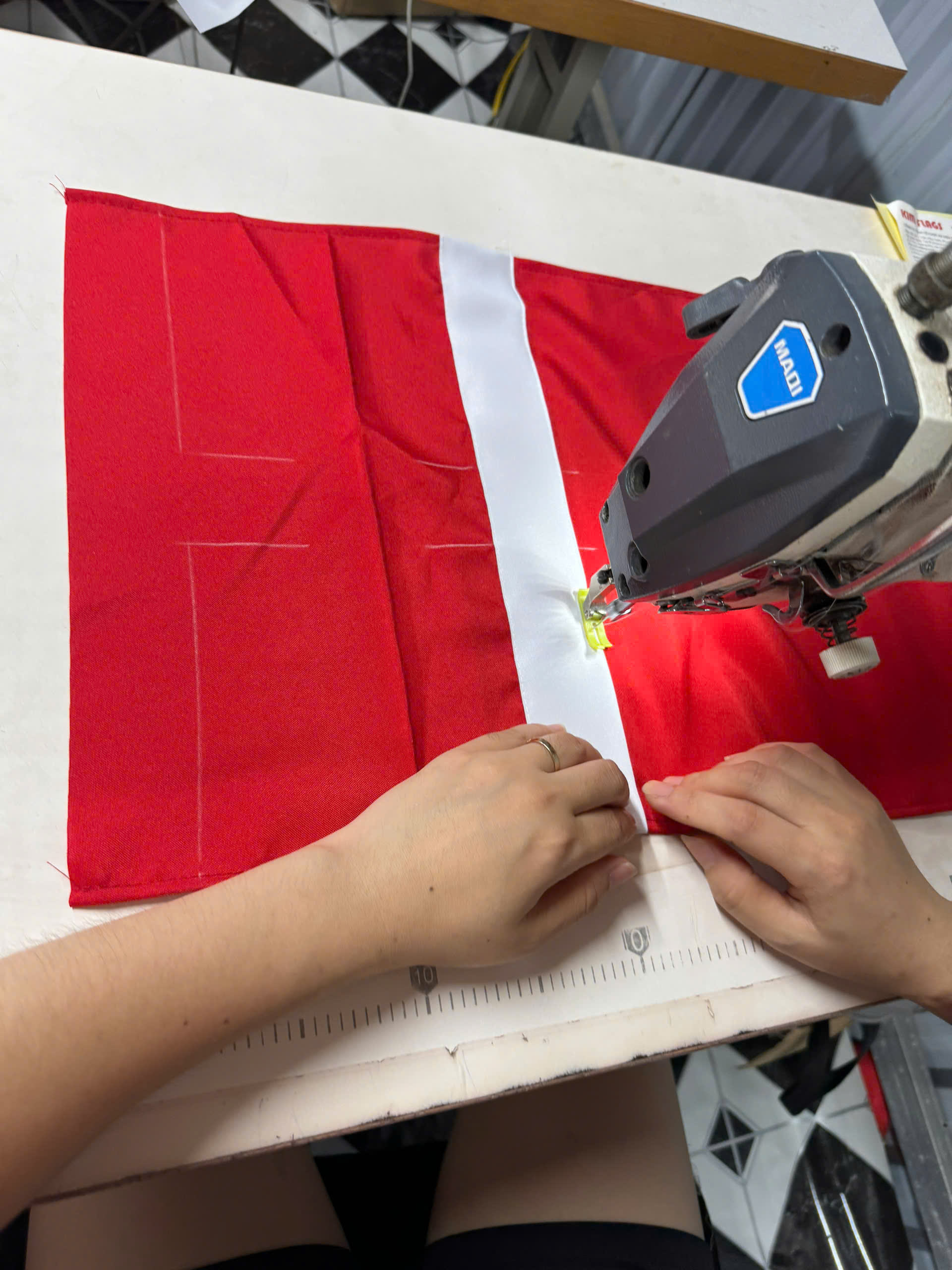 Custom Double-sided National Flag Polyester Outdoor Flag for Flagpole OEM Display for National Holidays Sports Events