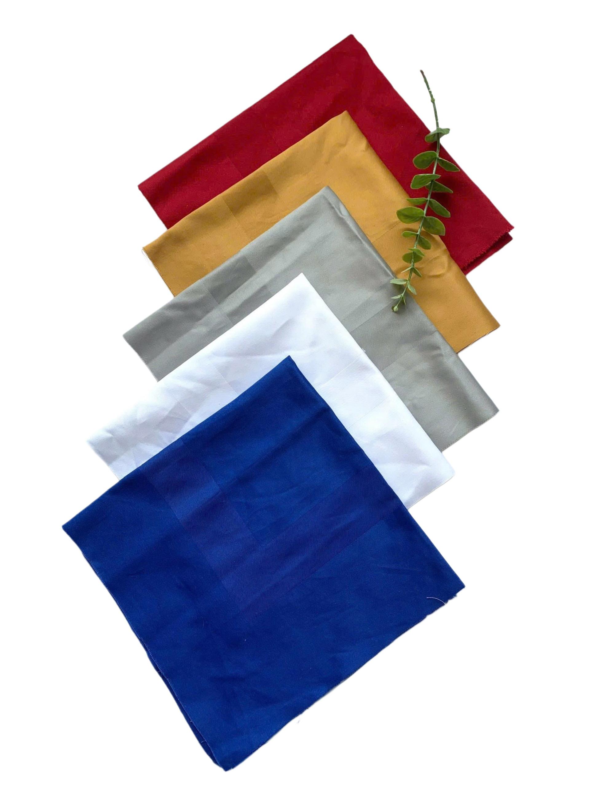 Custom Logo Napkin Digital Printing for All-season 20–60gsm Custom Size Available Promotion Occasion OEM ODM